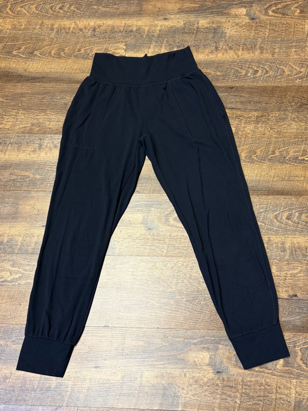 Athleta Cruise Jogger Black Powervita Pant Womens Small Buttery Soft